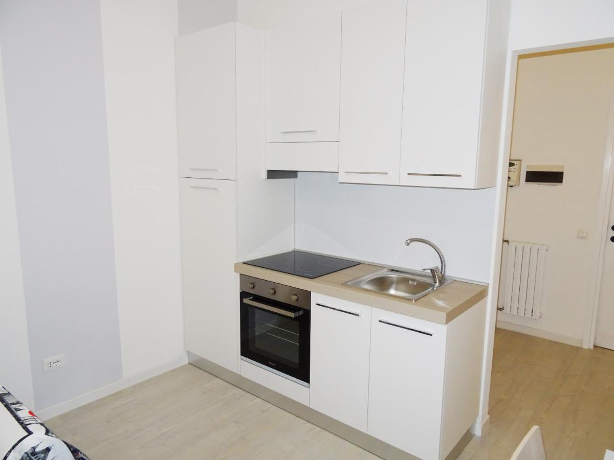 Апартаменти Affittimoderni Milano White Екстер'єр фото